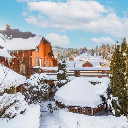 Smerichka Hotel Slavsko Exterior foto